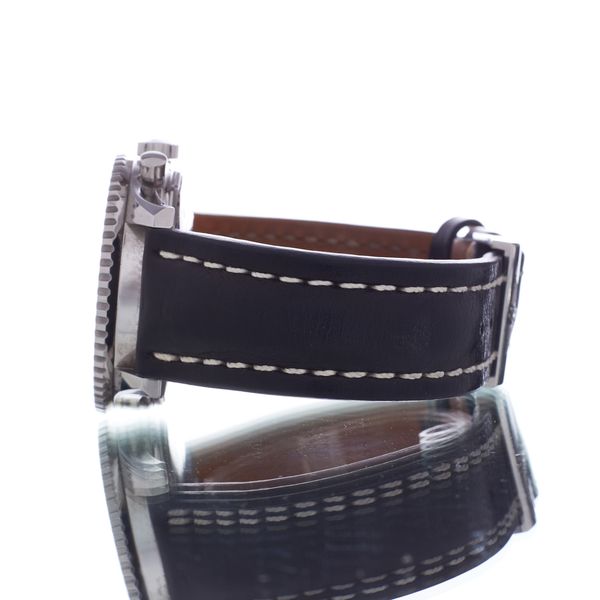 Breitling Navitimer A23322